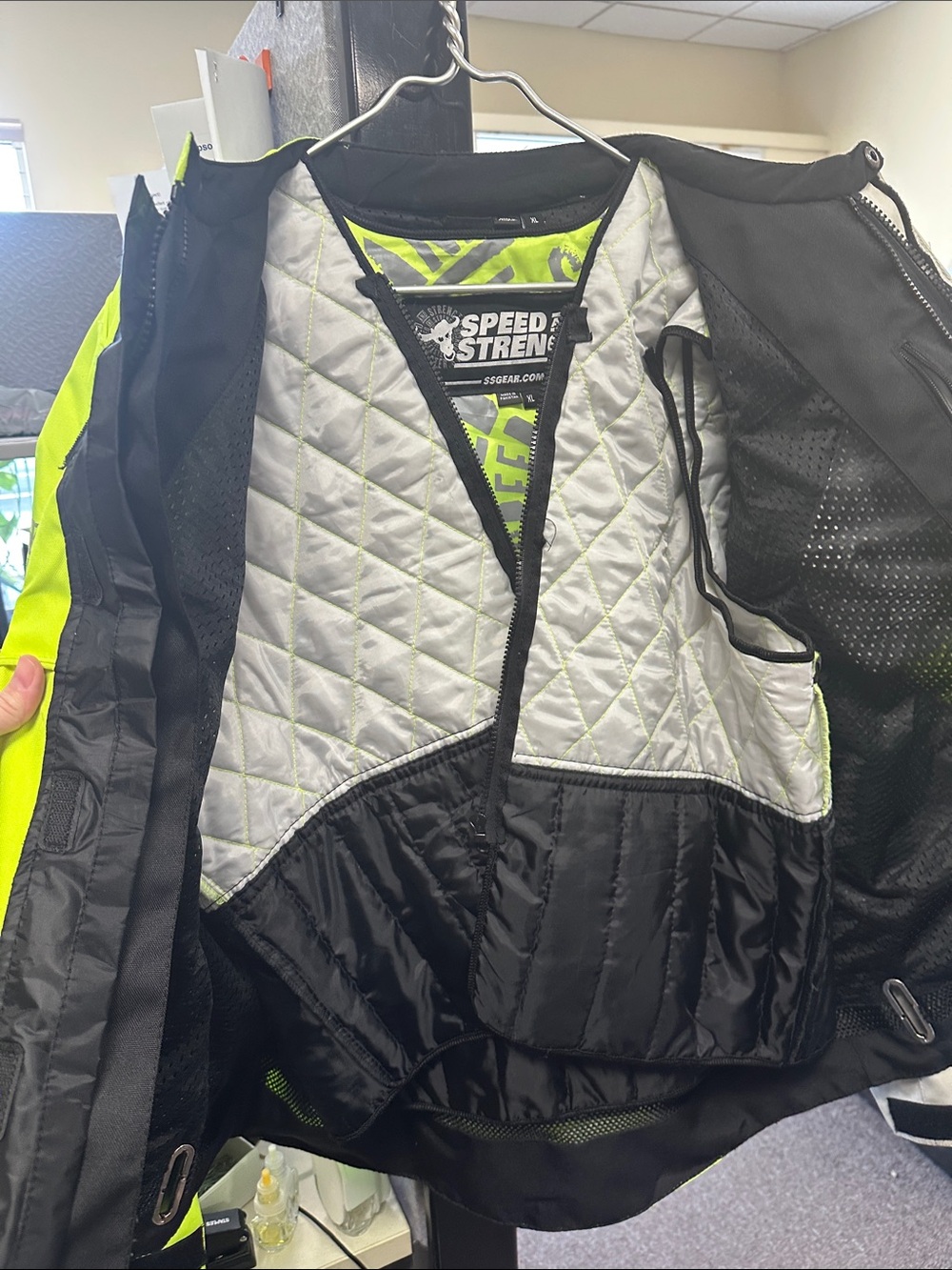 Men's High-Visibility Motorcycle Jacket - Neon Yellow & Gray - Picture 5 of 10